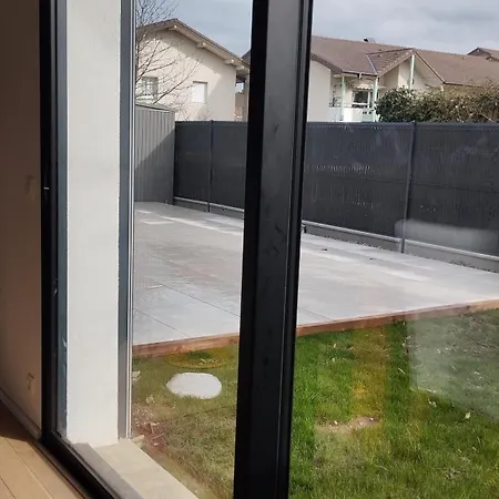 Maison Familiale Meublée Avec Jardin Сasa de vacaciones