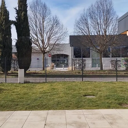 Maison Familiale Meublée Avec Jardin * Veigy-Foncenex